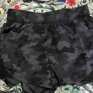 Athletic Works Women's Black Camo Athletic Shorts